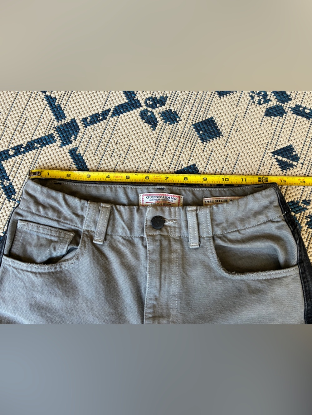 2-Piece Two-Tone GUESS? Jeans Jacket and Jorts Set - M Jkt / 26" Shorts - Picture 8 of 10